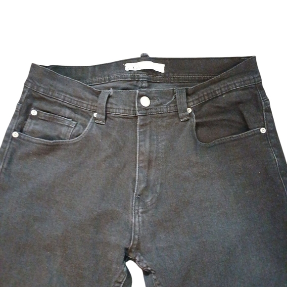 Zara 2 Pair Of Women's Plus Size Jeans Black and Gray Straight Leg Jeans Size 32 - Picture 4 of 16